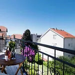Luxury Bella - Centre W Free Parking *