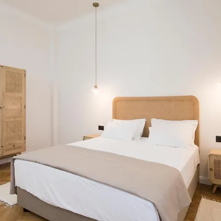 Luxury Bella - Centre W Free Parking Split